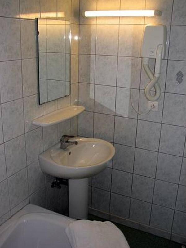Bed and Breakfast Le Soleil Wildenstein Экстерьер фото